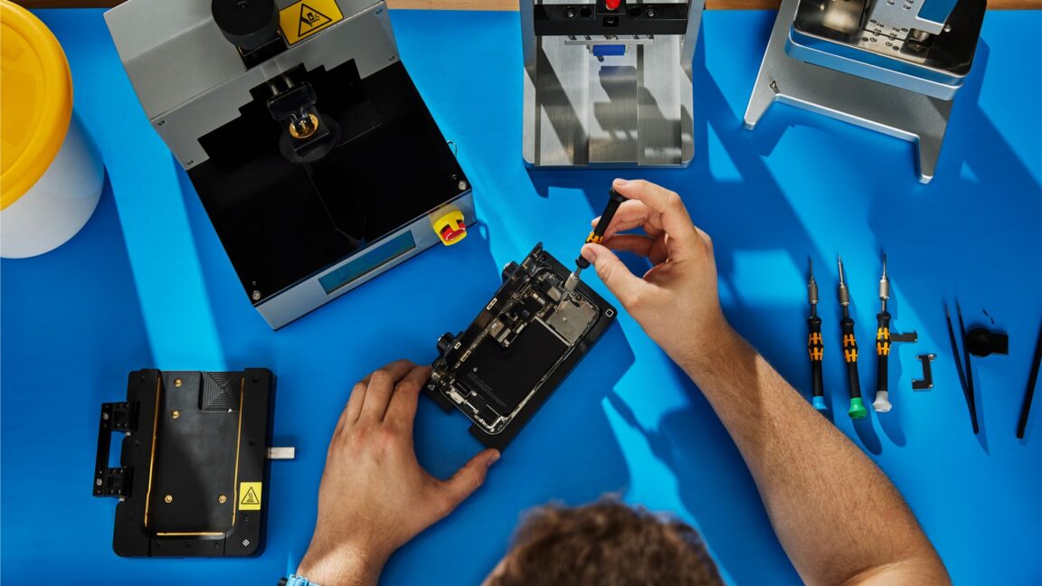 Disappointing Laptop Repairability Rankings: Apple and Lenovo Lag Behind